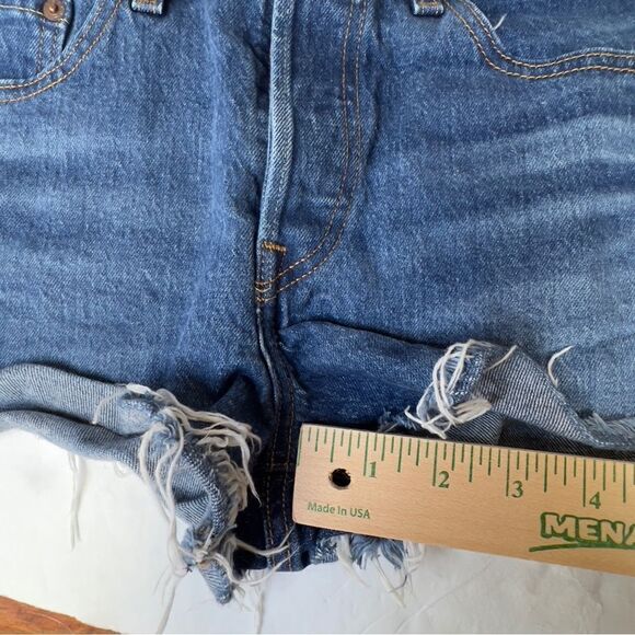 Levi's 501 button fly button fly medium Wash High Rise Distressed Size 27 S58022 - Picture 14 of 15